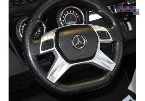 Auto na Akumulator Mercedes Unimog Ekoskóra 4x45W EVA LED