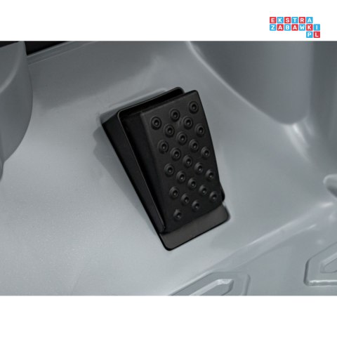 Lamborghini Invencible Pojazd Na Akumulator Ekoskóra Koła EVA Wejście USB MP3 Bluetooth