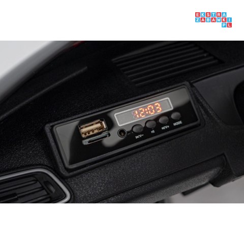 Maserati Ghibli 2x35W Auto na akumulator dla dzieci ekoskóra EVA LED