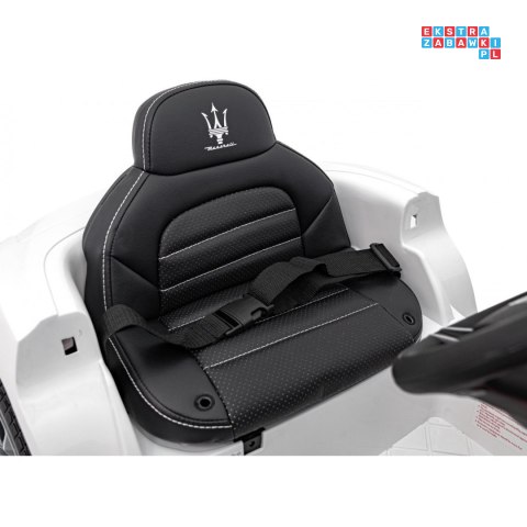 Maserati Ghibli 2x35W Auto na akumulator dla dzieci ekoskóra EVA LED
