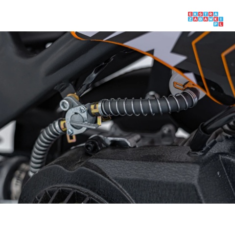 [DB701SE] Motocykl Spalinowy 49CC STORM Motor jednocylindrowy dwusuwowy