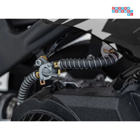 [DB701SE] Motocykl Spalinowy 49CC STORM Motor jednocylindrowy dwusuwowy