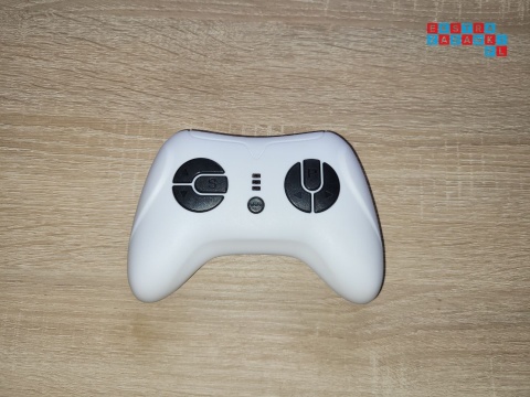 Uniwersalny pilot do autkek na akumulator