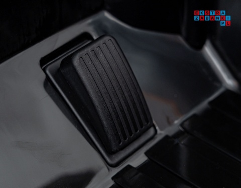 [AHL011] Off Road MOUNTAIN auto na akumulator 2x35W 12V/7Ah ekoskóra EVA