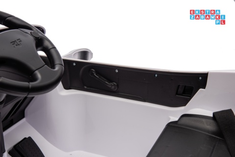 [BRD-2188] RUF CTR3 auto na akumulator 2x35W 12V/9Ah ekoskóra EVA