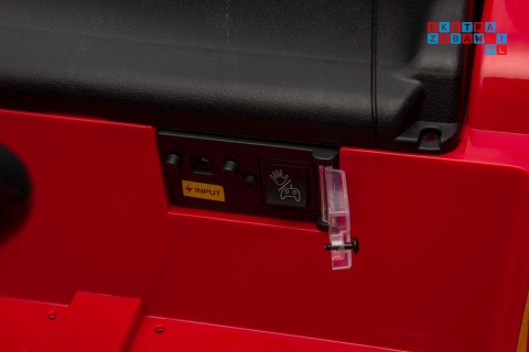 [BRD-2188] RUF CTR3 auto na akumulator 2x35W 12V/9Ah ekoskóra EVA