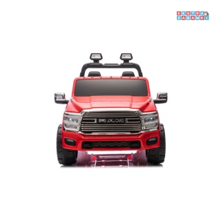 Czerwone Auto Ram 3500 na akumulator - 2x200W, 24V/7Ah, ekosóra, EVA, LED, bluetooth - [JJ2599]