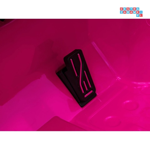 [JWR555] Jeep Wrangler Rubicon 4x45W 12V/14Ah EVA, pokrowiec, pilot, LED, MP3, BT - różowy