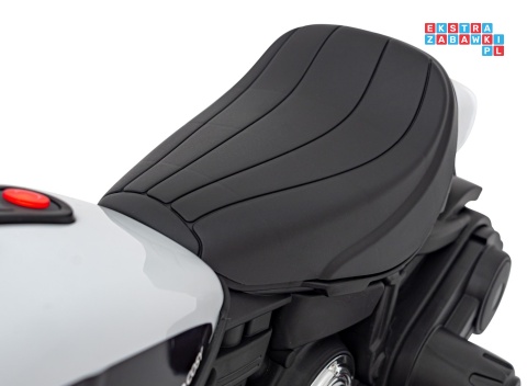 [AHL008] Motorek Chopper FASTER na akumulator 1x20W 6V/4.5Ah Radio FM Panel audio LED - biały