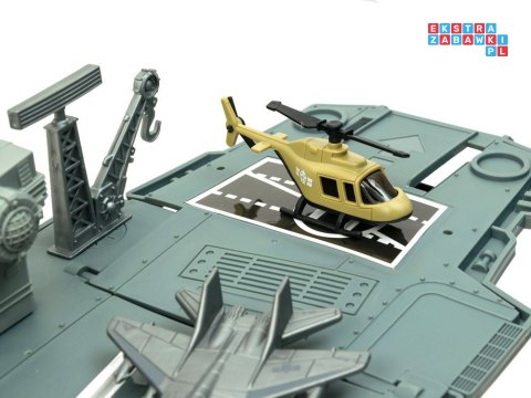 [ZA2355] Duży lotniskowiec wojskowy samoloty auta