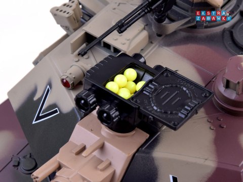 [RC0252 MO] Duży zdalnie sterowany czołg US M1A2 na pilota strzela 1:18