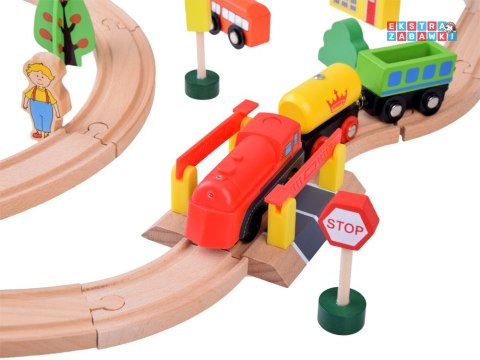 [ZA3573] Duży zestaw kolejka drewniana lokomotywa na baterie figurki 80 el.