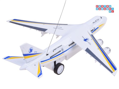 Samolot pasażerski zdalnie sterowany na pilota jeździ świeci RC0574