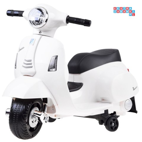[PA0238] Motorek Skuter VESPA na akumulator 6V/4.5Ah - biały