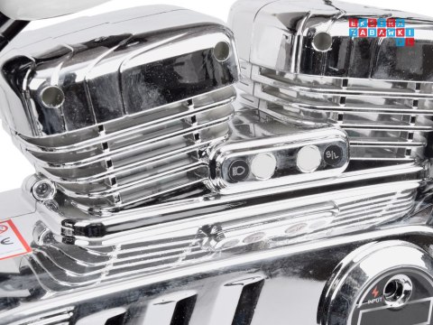 [PA0318] Motocykl Chopper na akumulator 24V/14Ah max 80kg manetka pompowane koła ekoskóra świecące cylindry - biały