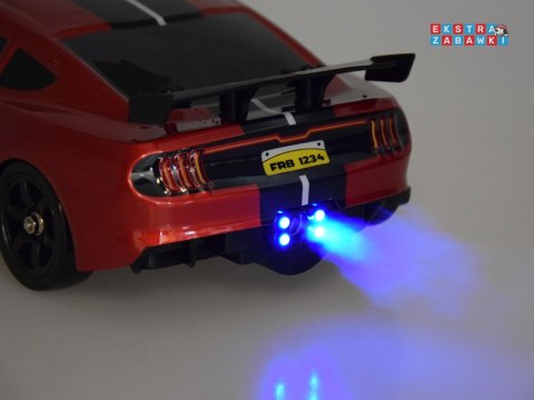 [RC0696 CZ] Zdalnie sterowane auto RC Drift 4x4 z efekt dymu oświetlenie LED