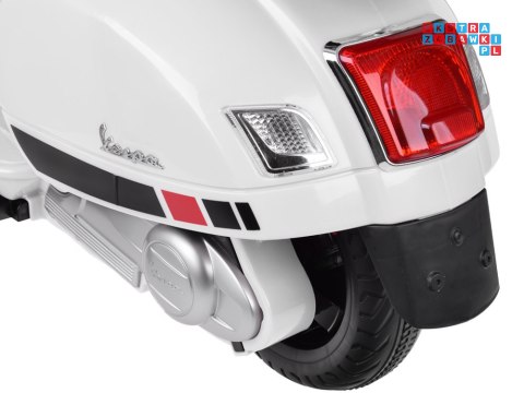 [PA0333] Skuter elektryczny VESPA GTS Super na akumulator 2x30W 12V/4.5Ah ekoskóra LED panel muzyczny - biały