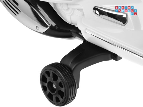 [PA0333] Skuter elektryczny VESPA GTS Super na akumulator 2x30W 12V/4.5Ah ekoskóra LED panel muzyczny - biały