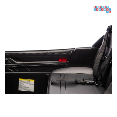 [BDM0988] Porsche Taycan Turbo S na akumulator 2x45W 12V/7Ah ekoskóra Bluetooth i pilot - czarny