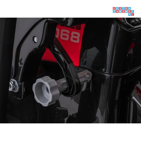 [JS3158B] Mega traktor D68 2x200W 24V/7Ah z łyżką i przyczepką ekoskóra, pilot, LED - czerwony