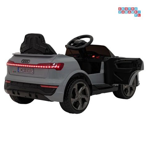 [BRD-2168] Audi SQ8 na akumulator 2x35W 12V/9Ah ekoskóra EVA bluetooth - szary