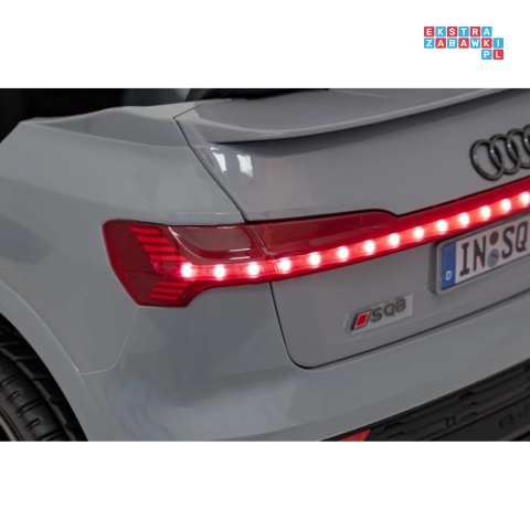 [BRD-2168] Audi SQ8 na akumulator 2x35W 12V/9Ah ekoskóra EVA bluetooth - szary