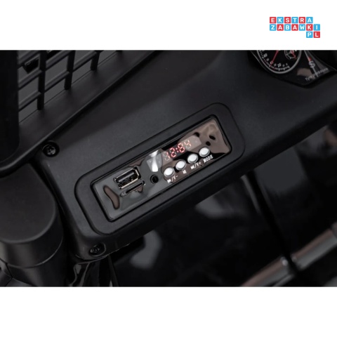 [XMX-637] Auto off road sportowe na akumulator 4x35W 12V/10Ah pilot EVA LED radio FM - czarny