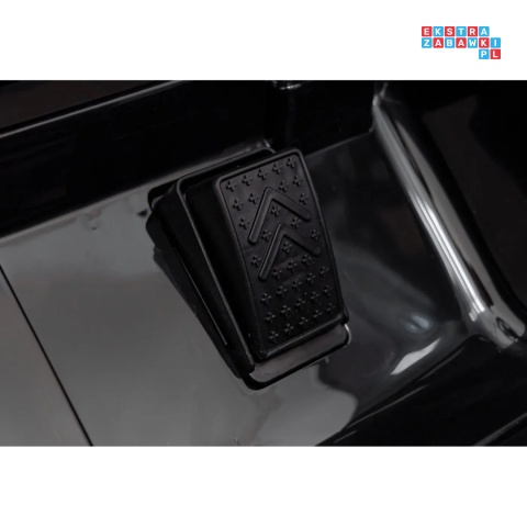 [XMX-637] Auto off road sportowe na akumulator 4x35W 12V/10Ah pilot EVA LED radio FM - czarny