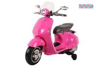 Różowy Skuter Vespa GTS 300 na akumulator - 2x45W, 12V/4.5Ah, ekoskóra, LED, panel audio - [5355]