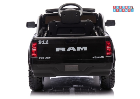 Czarny Policyjny Dodge Ram ZB618P na akumulator - 4x45W, 12V/10Ah, EVA, LED, ekoskóra, Bluetooth, pilot - [20907]