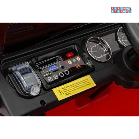 Jeep Wrangler Rubicon na akumulator - pomarańczowy, 4x45W, 12V/10Ah, EVA, pilot, LED, MP3, BT - [JWR555]