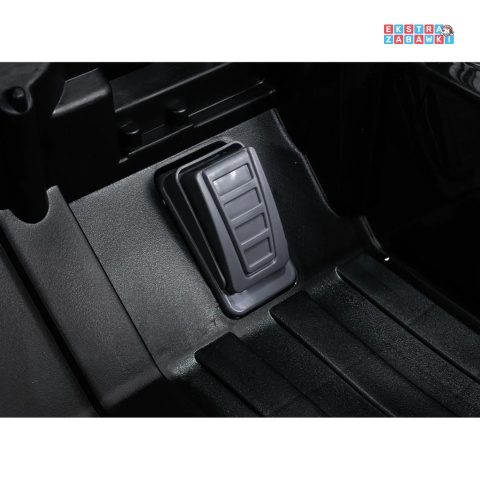 [BBH-0002.NEW] Mercedes G63 AMG LIFT na akumulator 2x25W 12V/4.5Ah EVA LED ekoskóra Bluetooth pilot - czarny