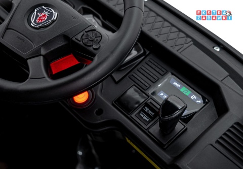 Czarny TIR Scania R-Serie na akumulator - 4x35W 24V/7Ah, EVA, Bluetooth, ekoskóra - [HL698]
