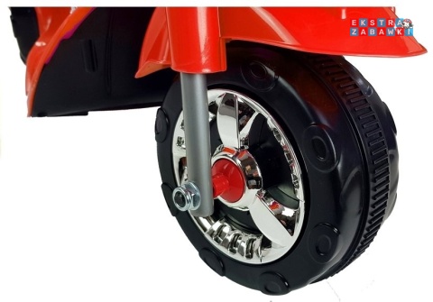 Czerwony motorek trójkołowy HC8051 na akumulator - 1x18W 6V/4.5Ah, LED, klakson, muzyczna kierownica - [1777]
