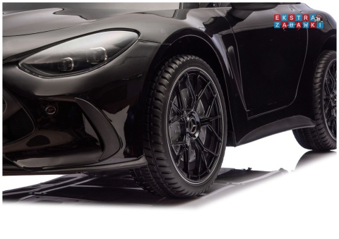 Czarny lakierowany Mercedes GT63 AMG DK-GT63 na akumulator - 4x200W 24V/14Ah, ekran LCD, BT, EVA, LED, ekoskóra, pilot [29026]