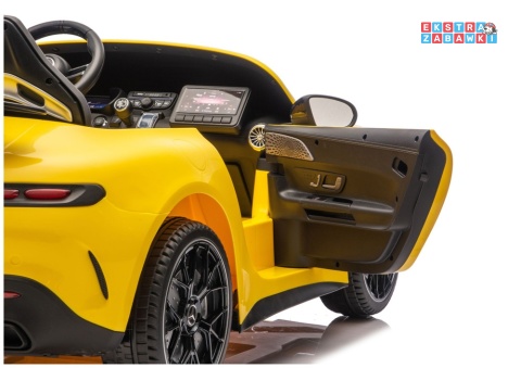 Żółty Mercedes GT63 AMG DK-GT63 na akumulator - 4x200W 24V/14Ah, ekran LCD, BT, EVA, LED, ekoskóra, pilot [29025]