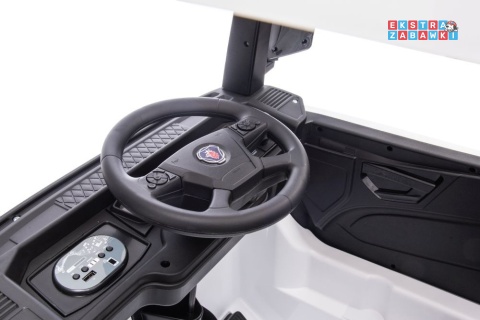 Biała Scania 500R HL698 na akumulator - 4x45W 24V/7Ah, EVA, pilot, LED, Bluetooth, automatyczny hamulec [20636]