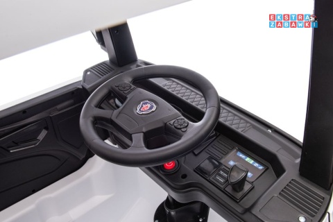 Biała Scania 500R HL698 na akumulator - 4x45W 24V/7Ah, EVA, pilot, LED, Bluetooth, automatyczny hamulec [20636]