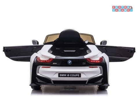 Białe BMW I8 Coupe na akumulator - 2x45W 12V/4.5Ah, EVA, ekoskóra, pilot, LED, panel muzyczny [16880]