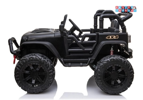 Czarny lakierowany Jeep JC666 na akumulator - 2x200W 24V/7Ah, EVA, pilot, LED, Bluetooth, automatyczny hamulec [6516]
