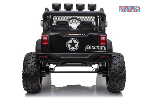 Czarny lakierowany Jeep JC666 na akumulator - 2x200W 24V/7Ah, EVA, pilot, LED, Bluetooth, automatyczny hamulec [6516]