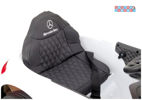 Biały Mercedes KL-1666-1 na akumulator - 2x35W 12V/4.5Ah, EVA, LED, Bluetooth, ekoskóra, pilot, automatyczny hamulec [22720]