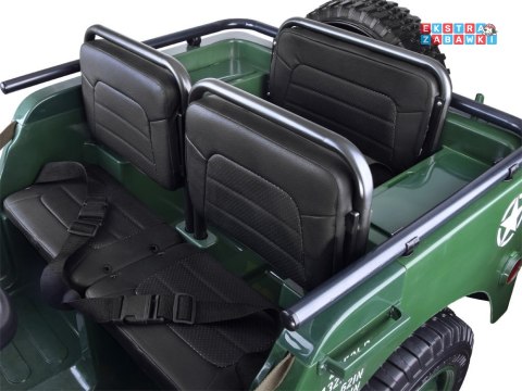 Wojskowe auto Willys trzyosobowe na akumulator - zielony, 4x45W 12V/14Ah, panel muzyczny, EVA, pilot [PA0249]