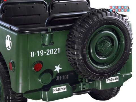 Wojskowe auto Willys trzyosobowe na akumulator - zielony, 4x45W 12V/14Ah, panel muzyczny, EVA, pilot [PA0249]