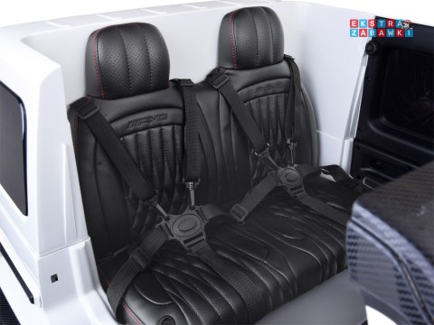 Mercedes G klasa 63 AMG 2-osobowy na akumulator - biały, 4x200W 24V/7Ah, MP4, ekoskóra, pilot [PA0309]