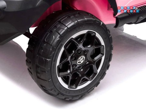 Różowa dwuosobowa Toyota Hilux na akumulator - 4x45W 12V/20Ah, BT, LED, ekoskóra, EVA, pilot [PA0250]