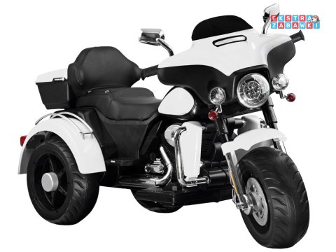 Motorek Chopper trójkołowy na akumulator - biały, 2x45W 12V/4.5Ah, kluczyki, EVA, panel muzyczny [PA0254]