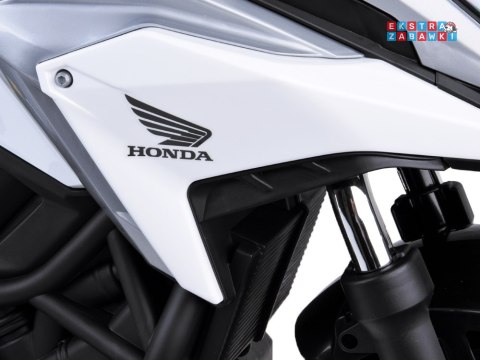 Motorek HONDA NC750X na akumulator - biały, 2x35W 12V/4.5Ah, panel muzyczny, boczne kółka, klakson, dźwięki [PA0314]