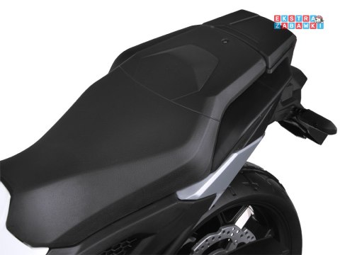 Motorek HONDA NC750X na akumulator - biały, 2x35W 12V/4.5Ah, panel muzyczny, boczne kółka, klakson, dźwięki [PA0314]