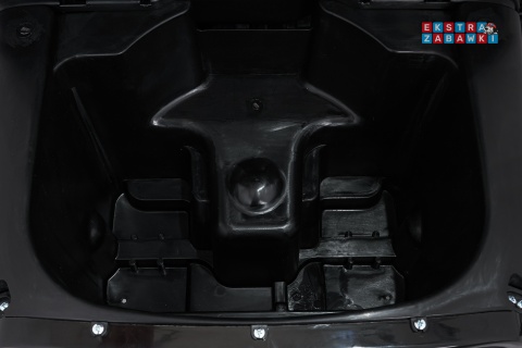 Czarny Jeep Wrangler Rubicon LIFT modelu JWR555 na akumulator - 4x200W 24V/7Ah, ekoskóra, EVA, Bluetooth, pilot [JWR556]